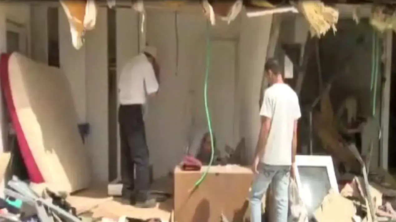 הריסות של הבית מהרקטה בבאר שבע הריסות של הבית מהרקטה בבאר שבע