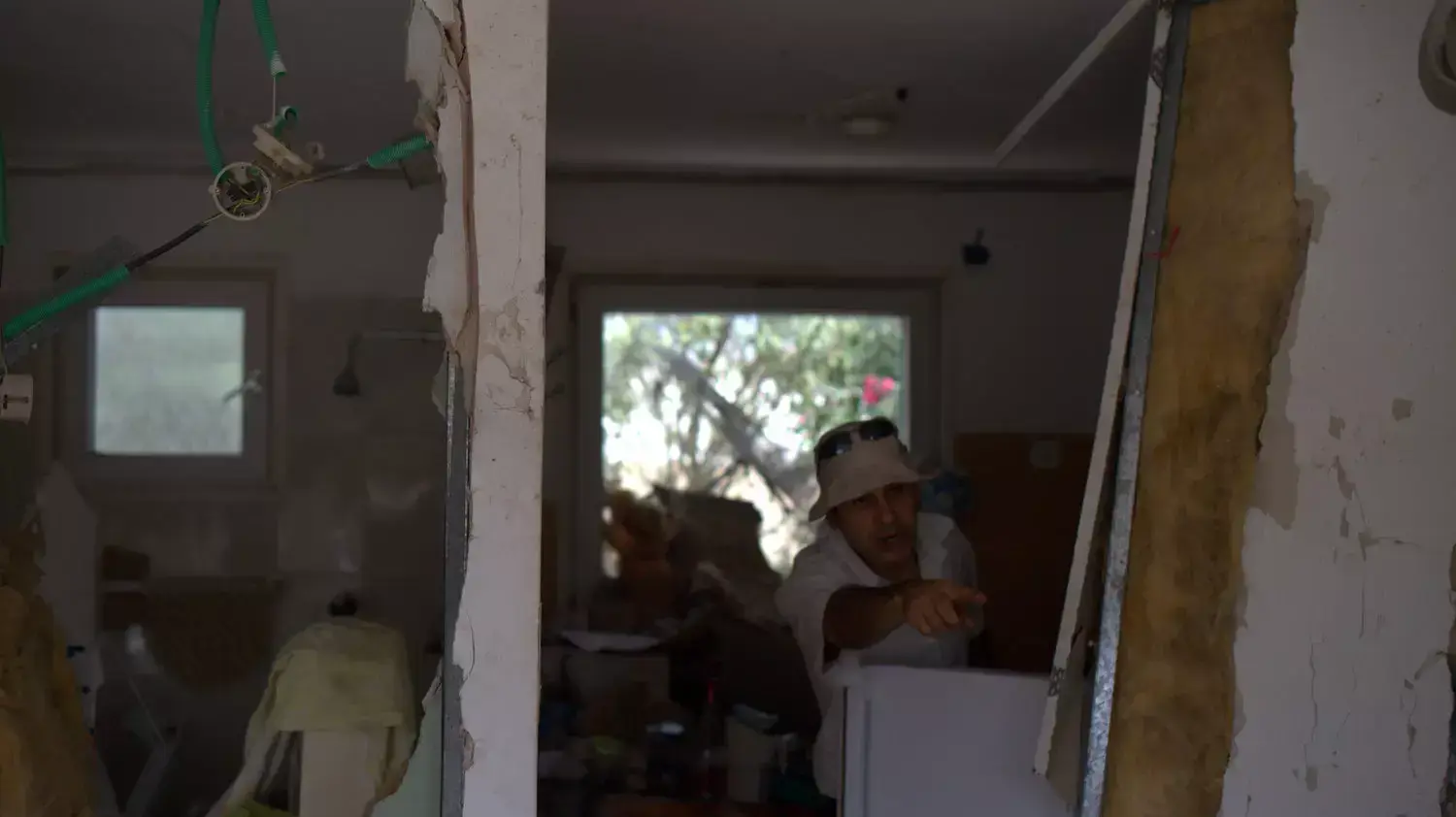 הבית שנפגע מרקטה בבאר שבע 12 ביולי 2014 הבית שנפגע מרקטה בבאר שבע 12 ביולי 2014