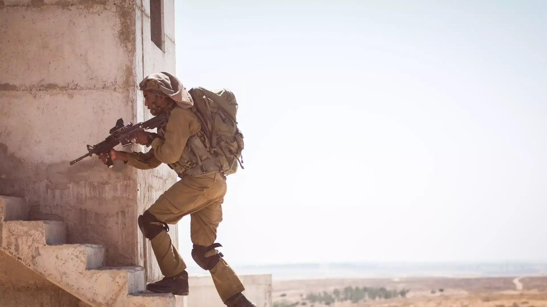 כוחות צה"ל בגבול הדרום במסגרת מבצע "צוק איתן" כוחות צה"ל בגבול הדרום במסגרת מבצע "צוק איתן"