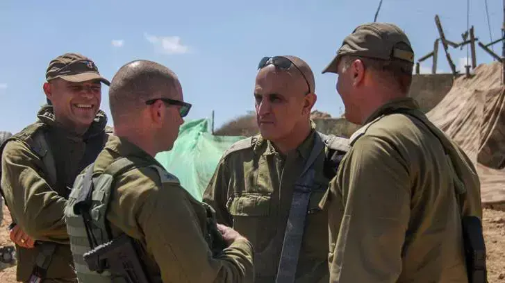 סיור של אלוף פיקוד הדרום, סמי (שלמה) תורג?מן, בשטחי הכינוס של החטיבות המוכנות לשלב הקרקעי, יולי 2014 סיור של אלוף פיקוד הדרום, סמי (שלמה) תורג?מן, בשטחי הכינוס של החטיבות המוכנות לשלב הקרקעי, יולי 2014