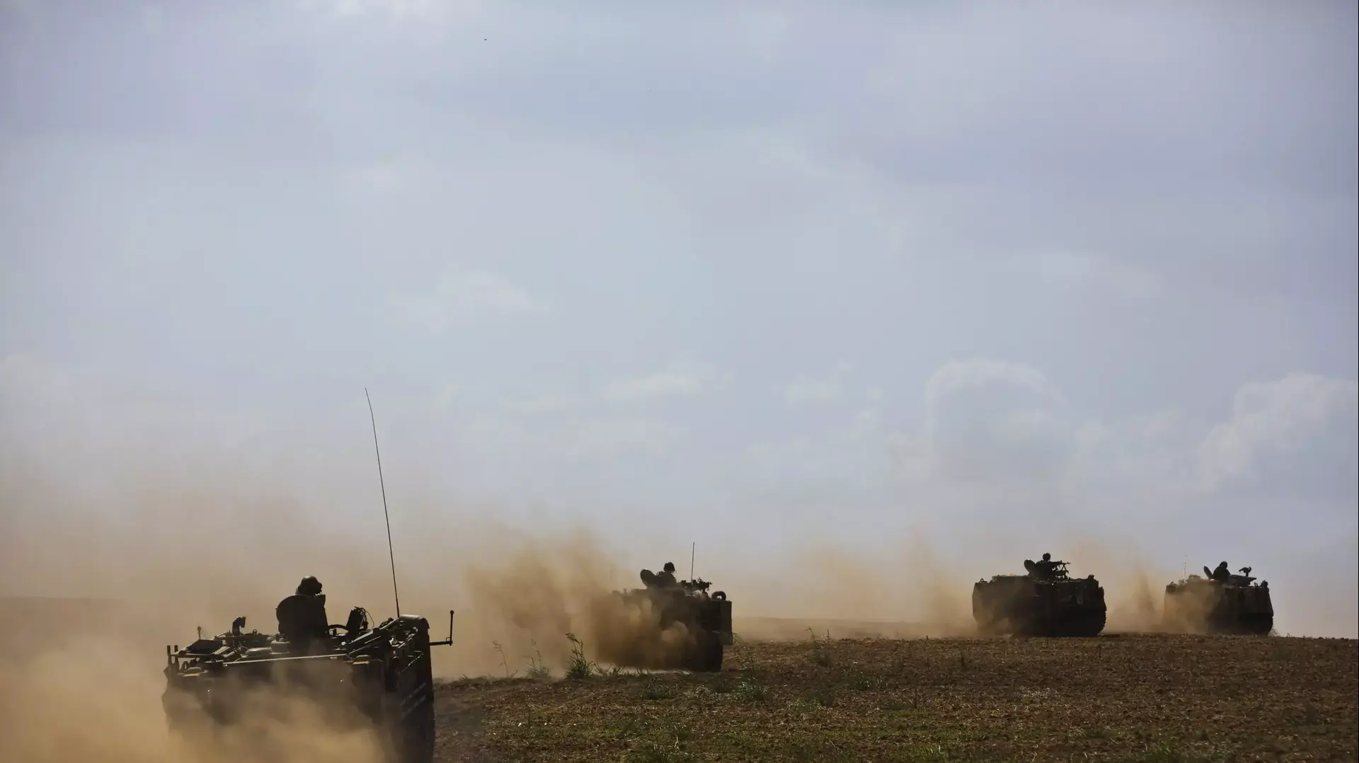 כוחות צה"ל מחוץ לרצועה, מבצע צוק איתן, יולי 2014 כוחות צה"ל מחוץ לרצועה, מבצע צוק איתן, יולי 2014