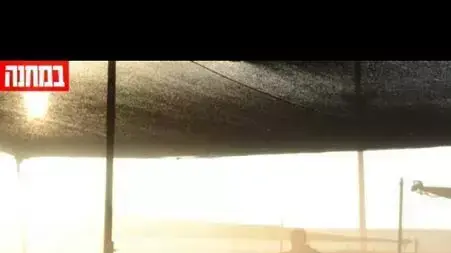 תמונות של לוחמי הצנחנים לפני הכניסה לרצועה בשטחי הכינוס תמונות של לוחמי הצנחנים לפני הכניסה לרצועה בשטחי הכינוס