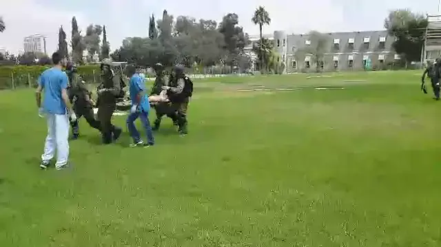 פינוי פצועים לבית החולים סורוקה, יולי 2014 פינוי פצועים לבית החולים סורוקה, יולי 2014