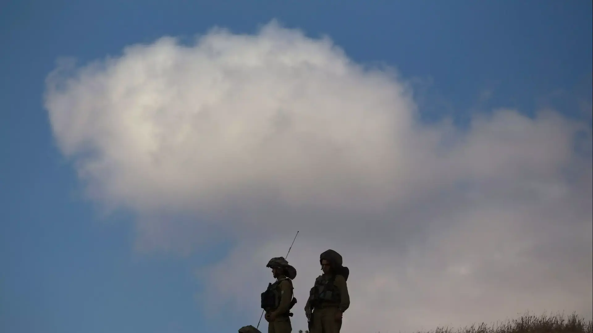 חיילים על גבול עזה במבצע צוק איתן, יולי 2014 חיילים על גבול עזה במבצע צוק איתן, יולי 2014