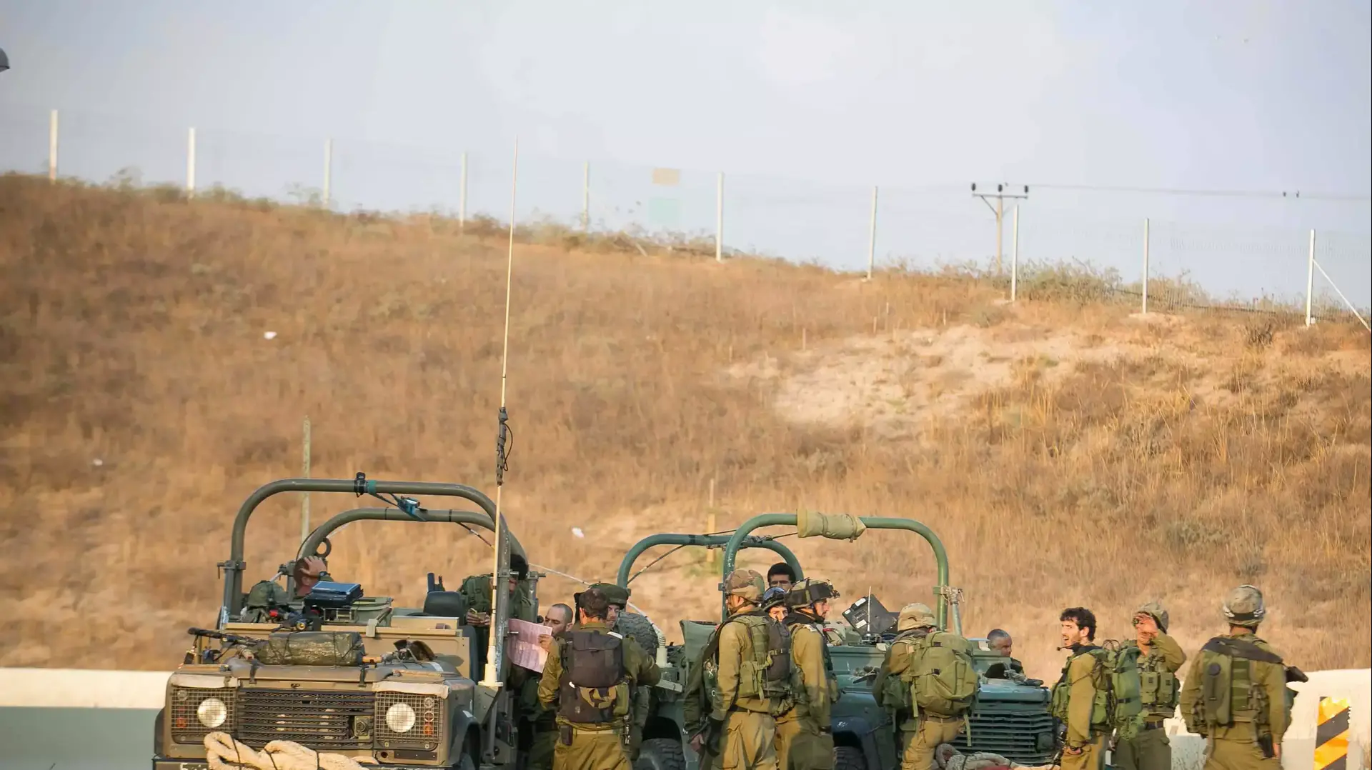 חסימת כבישים מחשש לאירוע בטחוני בעוטף עזה הבוקר, יולי 2014 חסימת כבישים מחשש לאירוע בטחוני בעוטף עזה הבוקר, יולי 2014