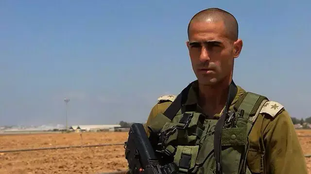 מג"ד גדס"ר גולני סא"ל רועי לוי שנפצע קשה במבצע צוק איתן מג"ד גדס"ר גולני סא"ל רועי לוי שנפצע קשה במבצע צוק איתן