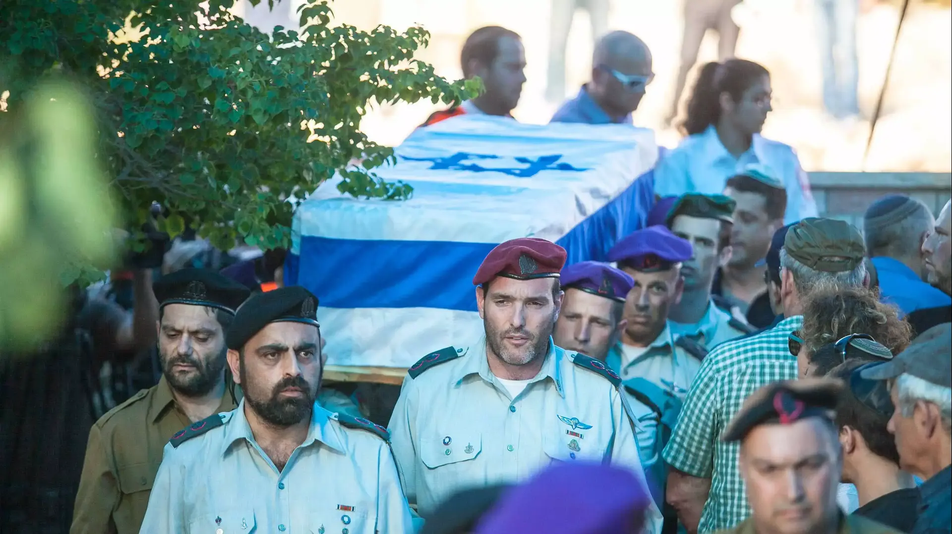 הלווייתו של סא"ל דולב קידר, בבית העלמין במודיעין, יולי 2014 הלווייתו של סא"ל דולב קידר, בבית העלמין במודיעין, יולי 2014