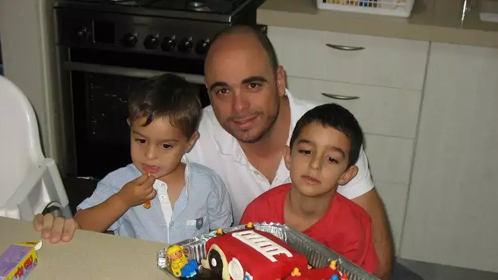 רס"ר יאיר אשכנזי שנהרג בעזה רס"ר יאיר אשכנזי שנהרג בעזה