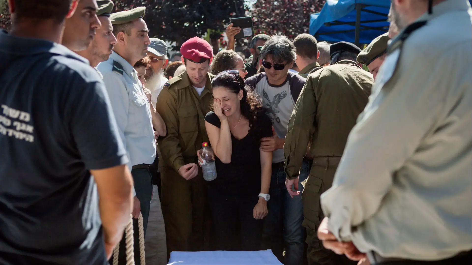 הלווייתו של רס"ר יאיר אשכנזי רחובות, 25 ביולי 2014 הלווייתו של רס"ר יאיר אשכנזי רחובות, 25 ביולי 2014