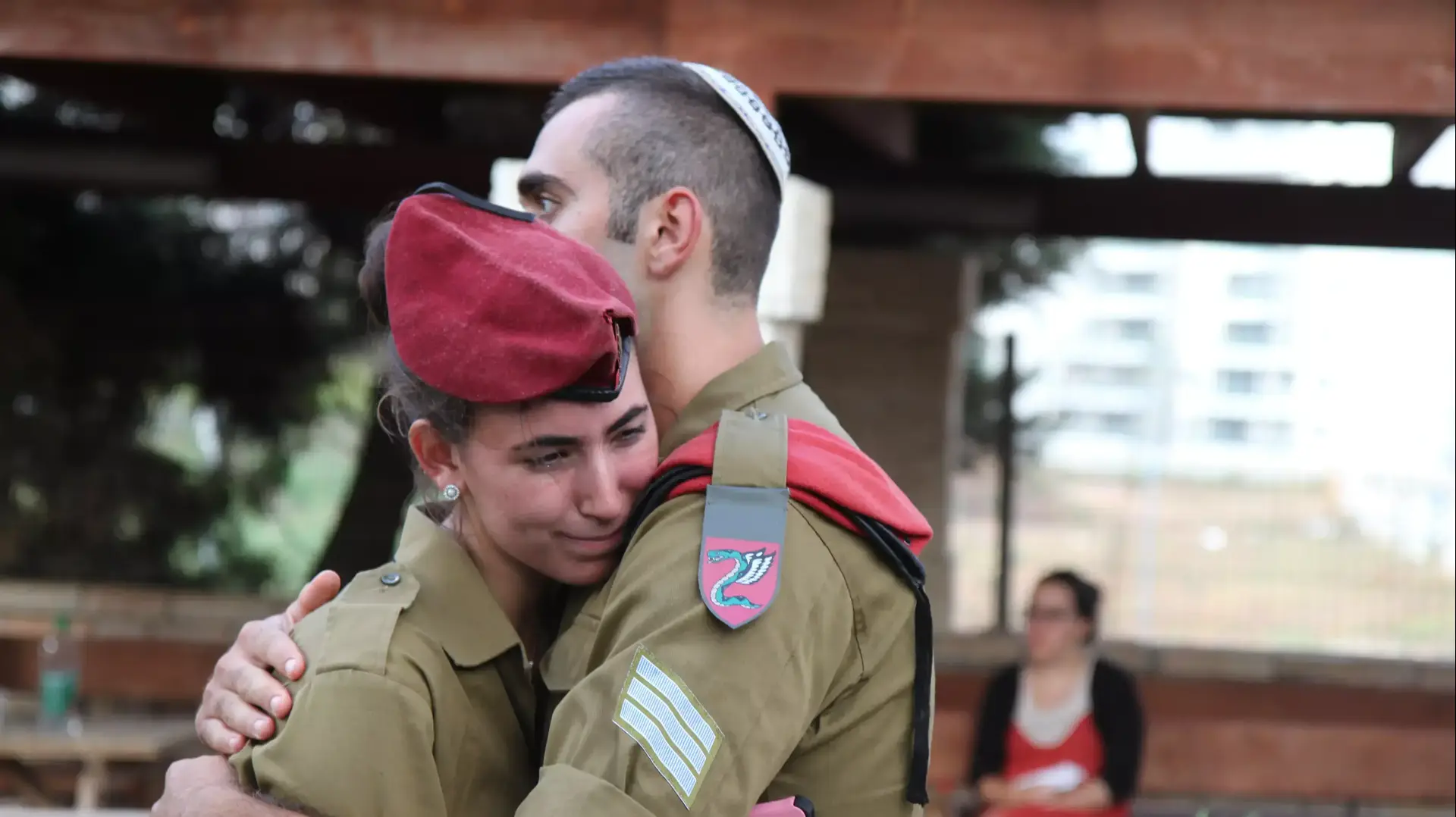 הלווייתו של רב נגד רמי כחלון, שנפל במהלך מבצע צוק איתן, בבית העלמין חדרה, יולי 2014 הלווייתו של רב נגד רמי כחלון, שנפל במהלך מבצע צוק איתן, בבית העלמין חדרה, יולי 2014