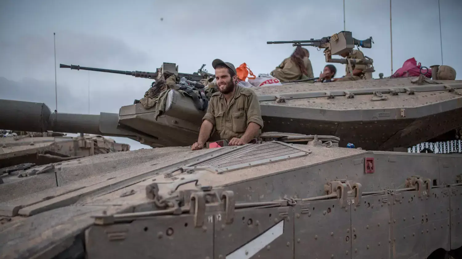 כוחות צה"ל בגבול רצועת עזה היום, יולי 2014 כוחות צה"ל בגבול רצועת עזה היום, יולי 2014