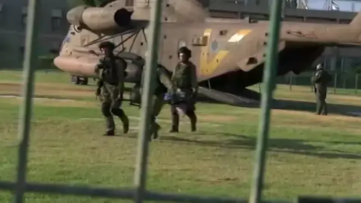 פינוי פצועים לבית החולים סורוקה. יולי 2014 פינוי פצועים לבית החולים סורוקה. יולי 2014