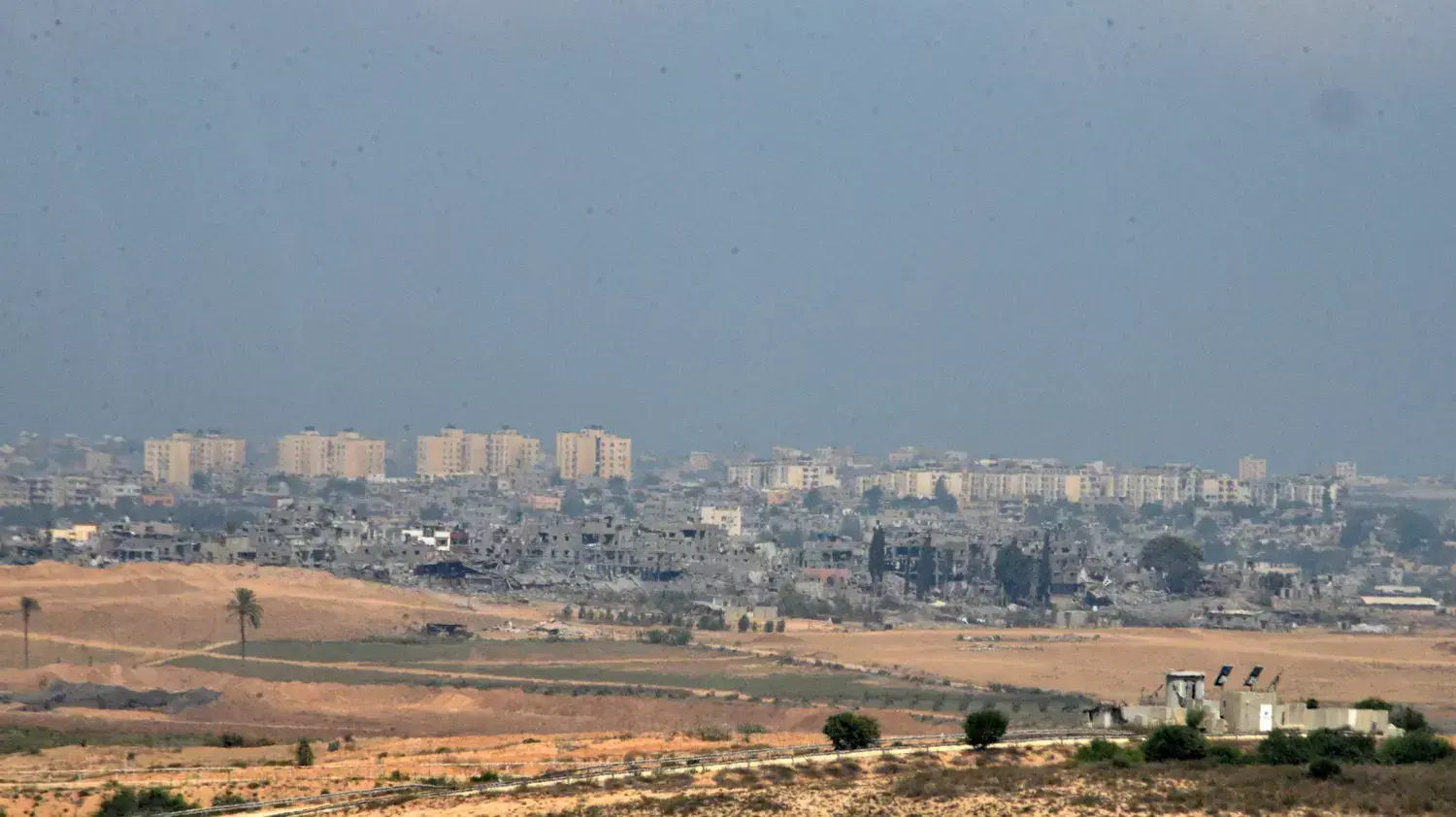 תצפית על רצועת עזה מכיוון ניר עם תצפית על רצועת עזה מכיוון ניר עם