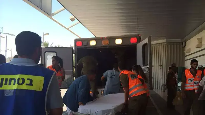 פינוי פצועים לסורוקה. יולי 2014 פינוי פצועים לסורוקה. יולי 2014