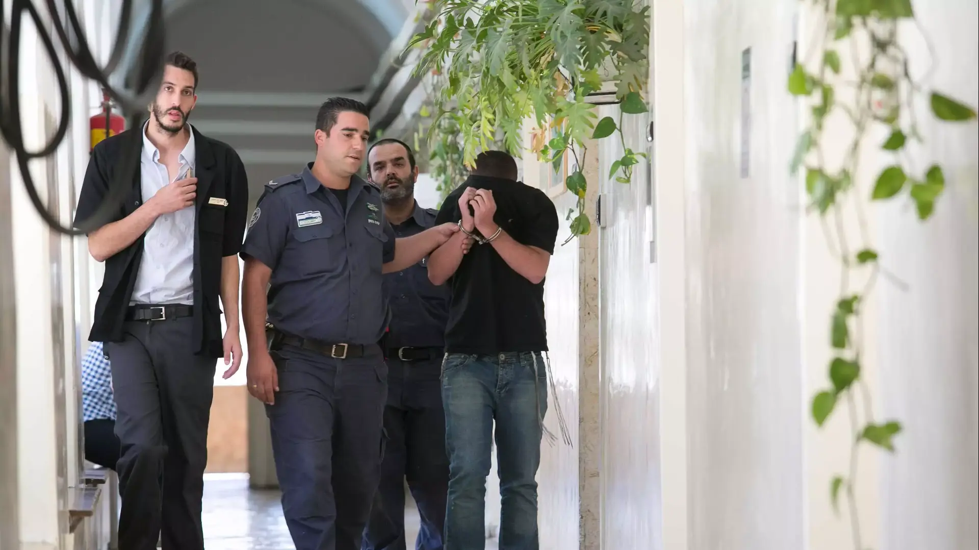 הארכת מעצר לשלושת החשודים בניסיון לינץ' של שני צעירים פלסטינים, יולי 2014 הארכת מעצר לשלושת החשודים בניסיון לינץ' של שני צעירים פלסטינים, יולי 2014