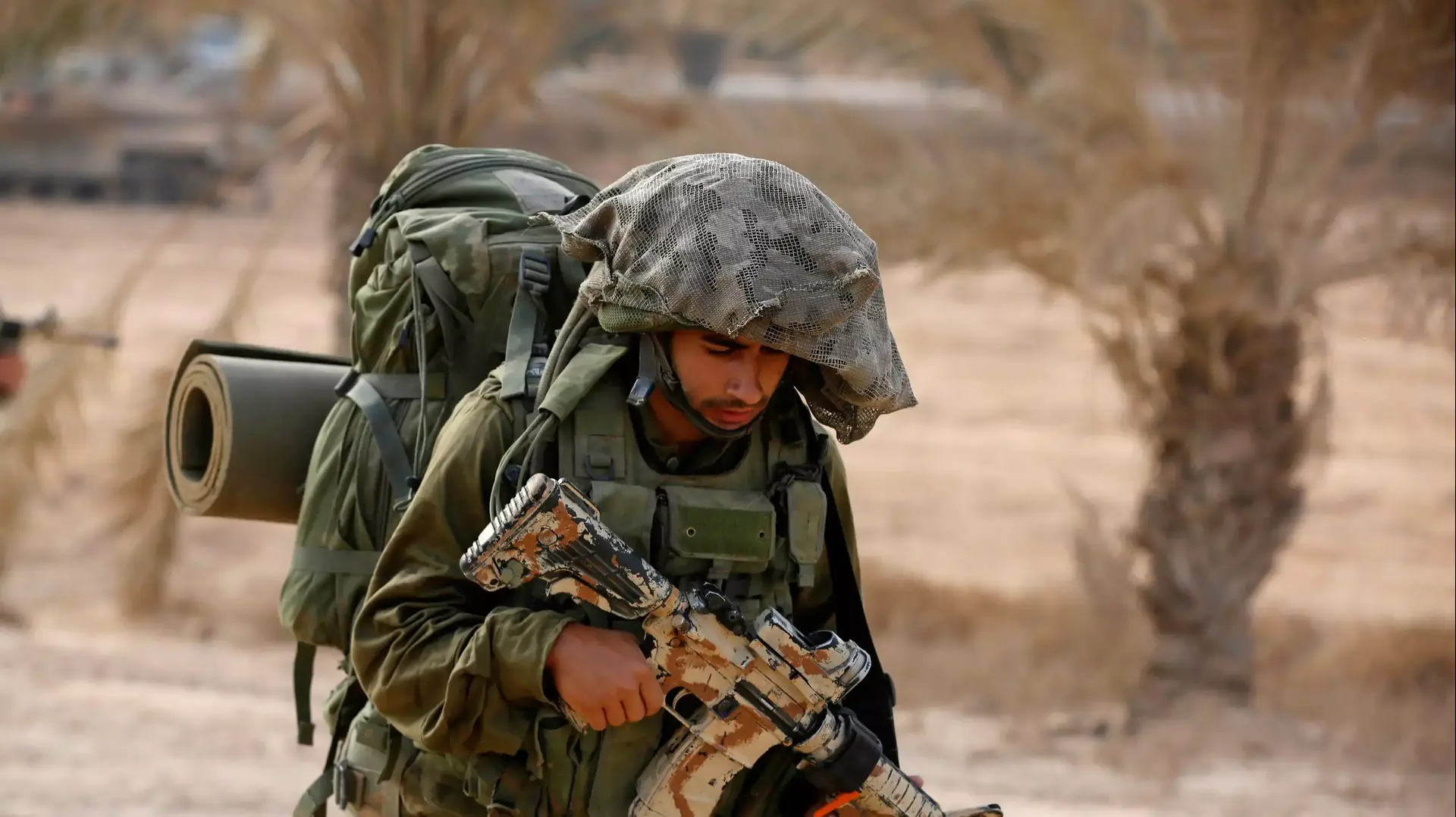 לוחם צה"ל בגבול רצועת עזה. 2 באוגוסט 2014 לוחם צה"ל בגבול רצועת עזה. 2 באוגוסט 2014
