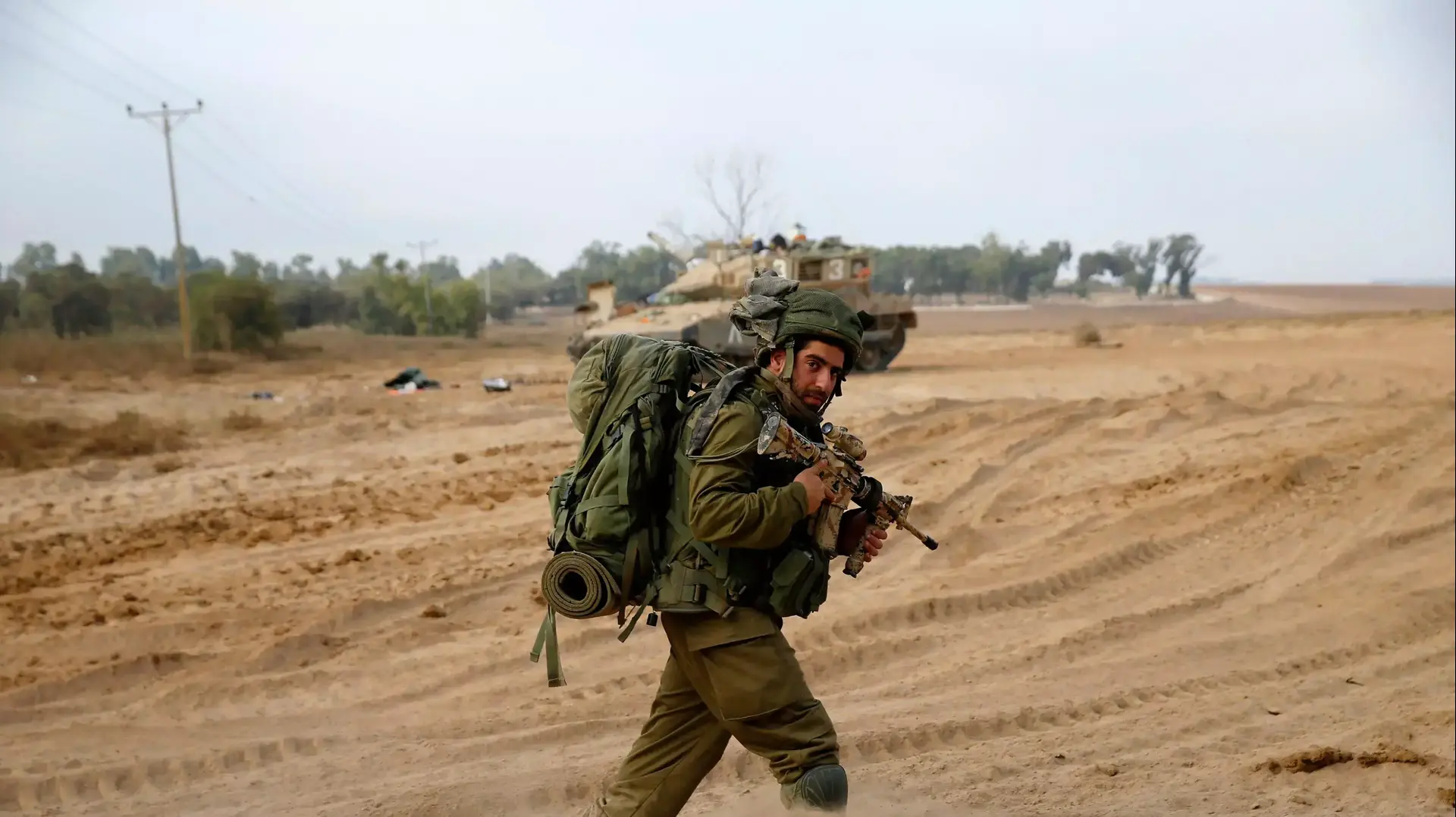 לוחם צה"ל בגבול רצועת עזה. 2 באוגוסט 2014 לוחם צה"ל בגבול רצועת עזה. 2 באוגוסט 2014