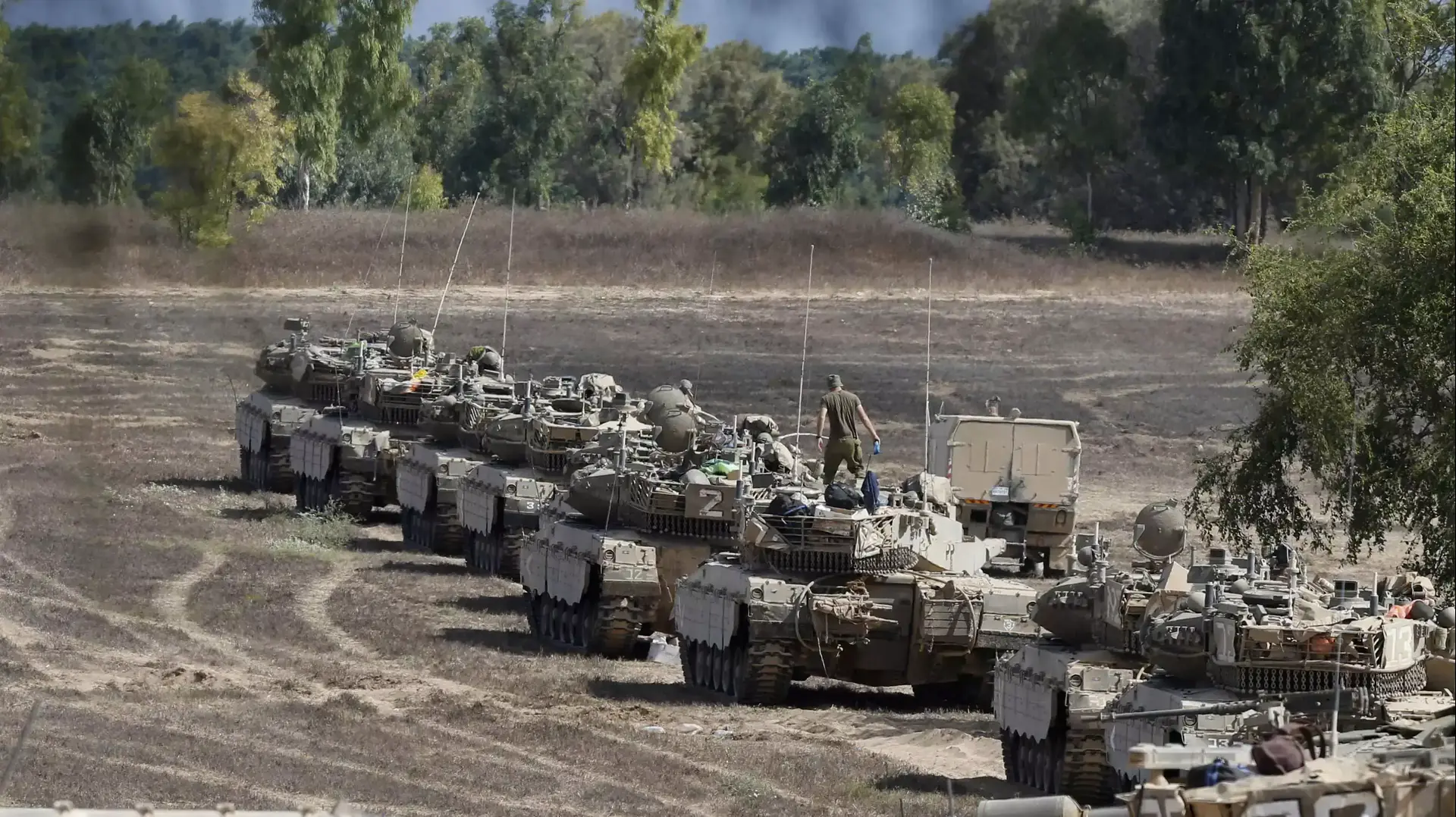 כוחות צה"ל בגבול רצועת עזה מבצע צוק איתן, 4 באוגוסט 2014 כוחות צה"ל בגבול רצועת עזה מבצע צוק איתן, 4 באוגוסט 2014