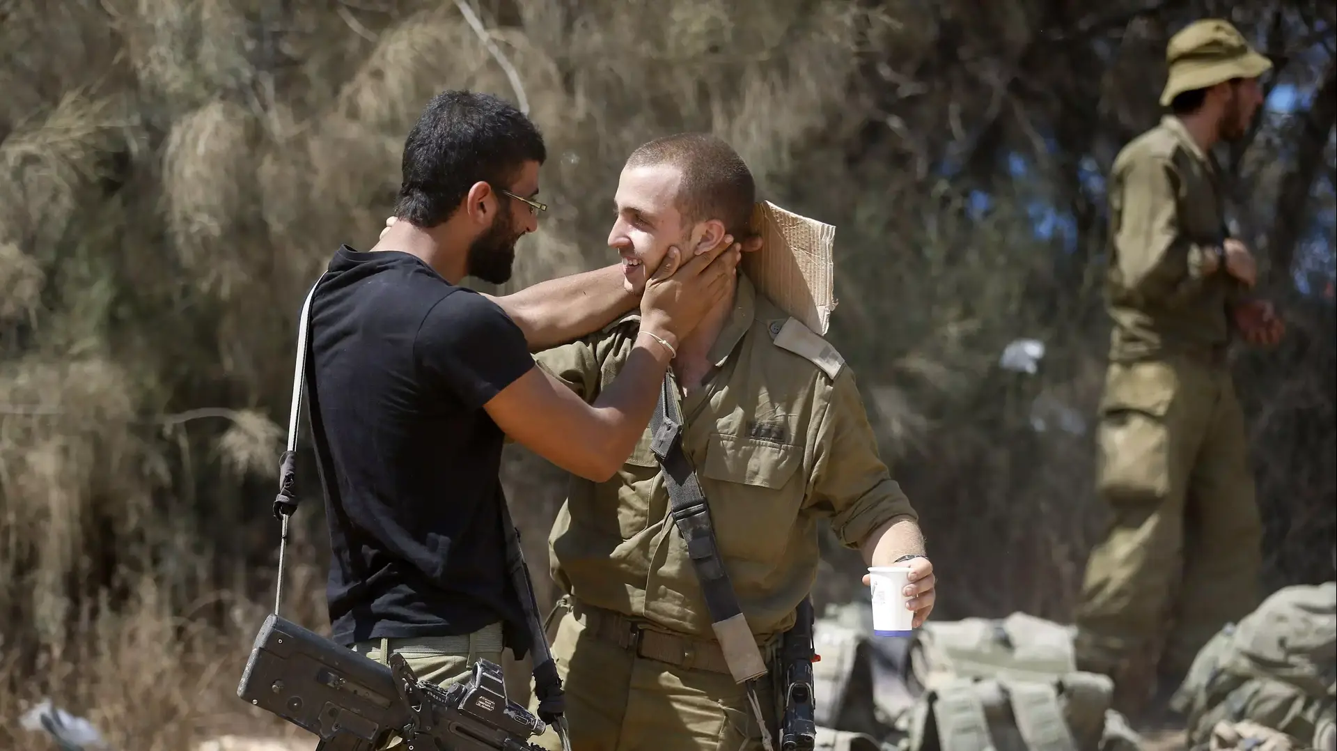 לוחמי גבעתי חוזרים מרצועת עזה. 4 באוגוסט 2014 לוחמי גבעתי חוזרים מרצועת עזה. 4 באוגוסט 2014