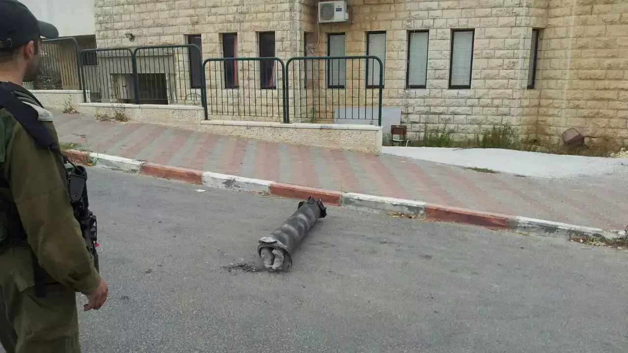 נפל של רקטה בגוש עציון, אוגוסט 2014 נפל של רקטה בגוש עציון, אוגוסט 2014