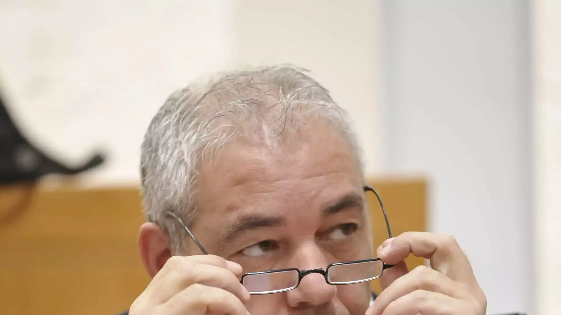עו"ד רונאל פישר בדיון על רצח דרק רוט בבית המשפט העליון, אוגוסט 2014