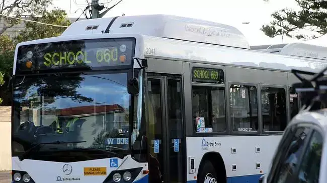 תלמידים יהודים הותקפו באוטובוס באוסטרליה תלמידים יהודים הותקפו באוטובוס באוסטרליה