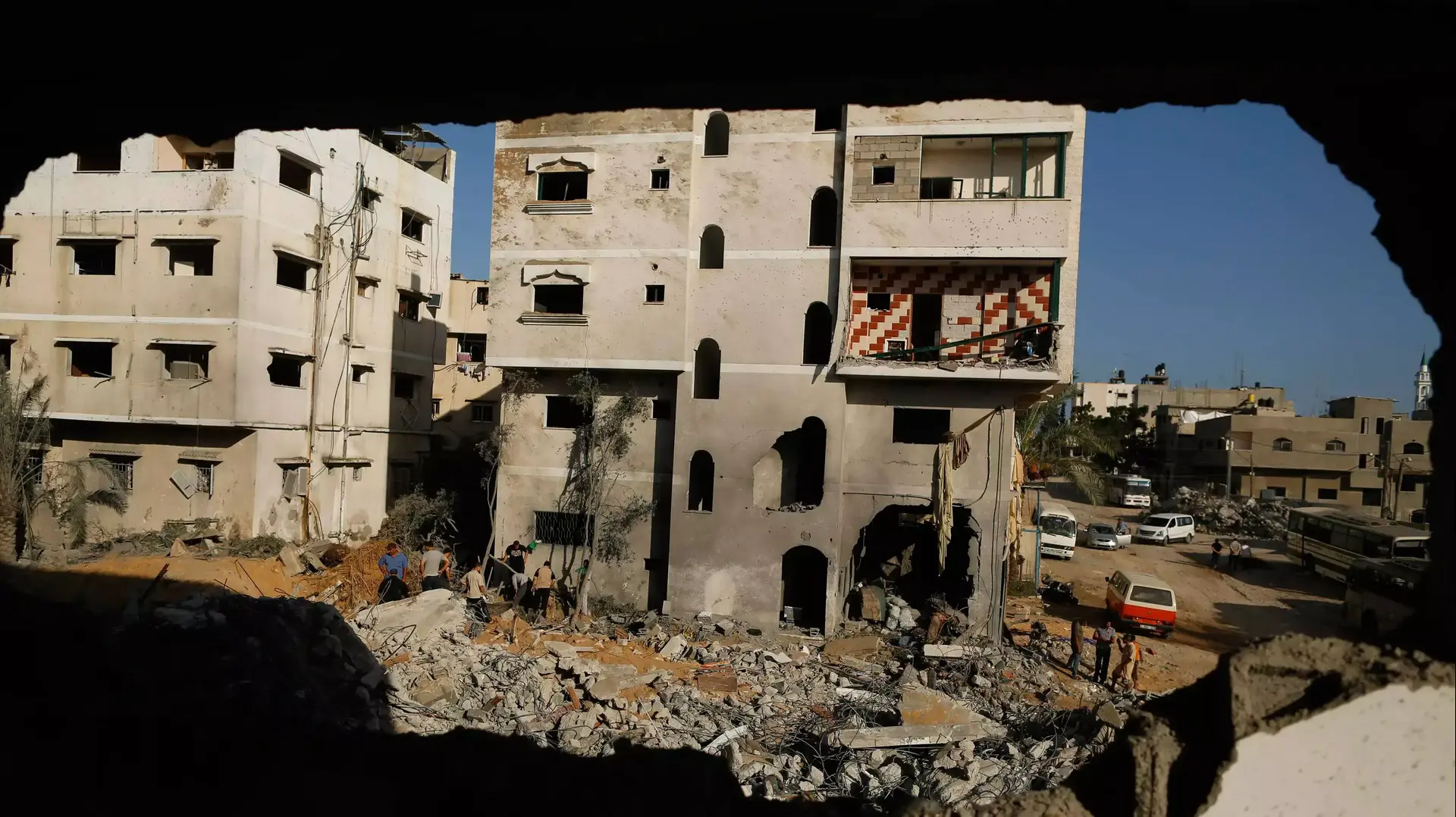 בית שנפגע בתקיפת צה"ל בעזה. 20 באוגוסט 2014 בית שנפגע בתקיפת צה"ל בעזה. 20 באוגוסט 2014