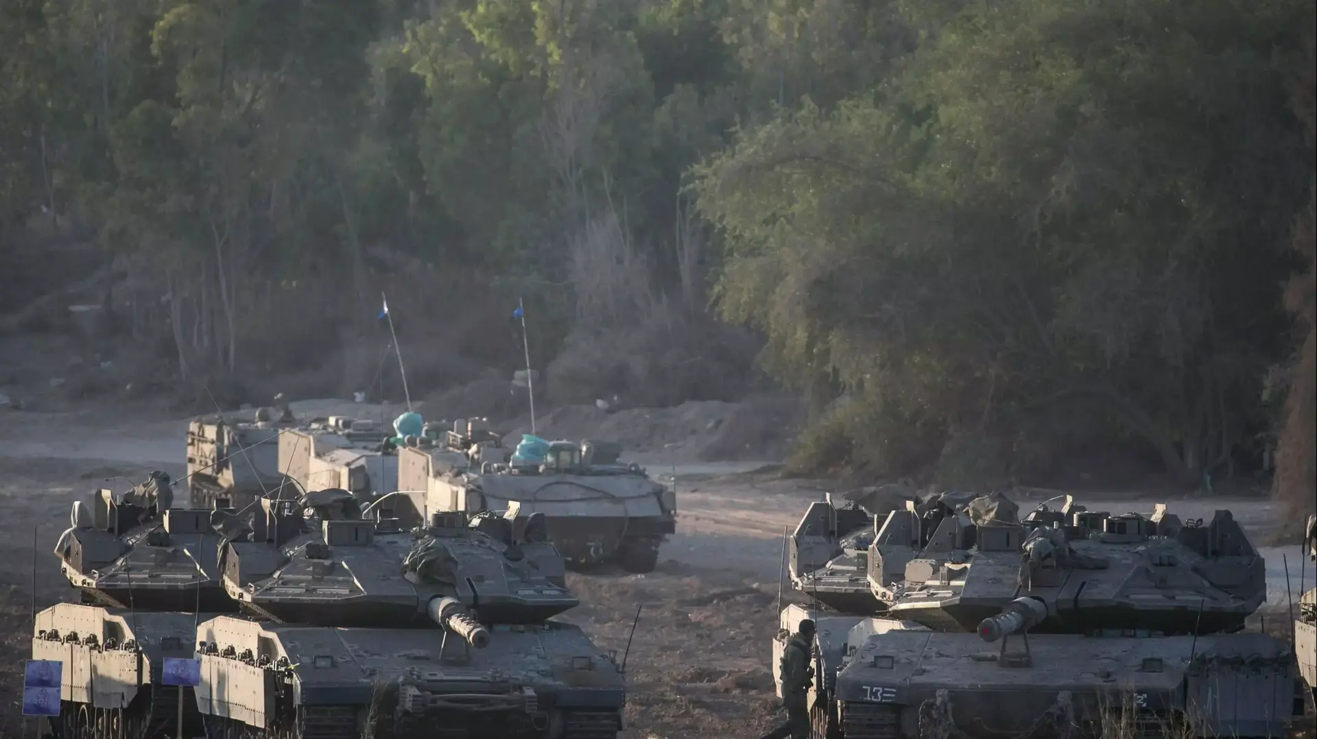 צה"ל מתגבר כוחות מגבול רצועת עזה. 20 באוגוסט 2014 צה"ל מתגבר כוחות מגבול רצועת עזה. 20 באוגוסט 2014