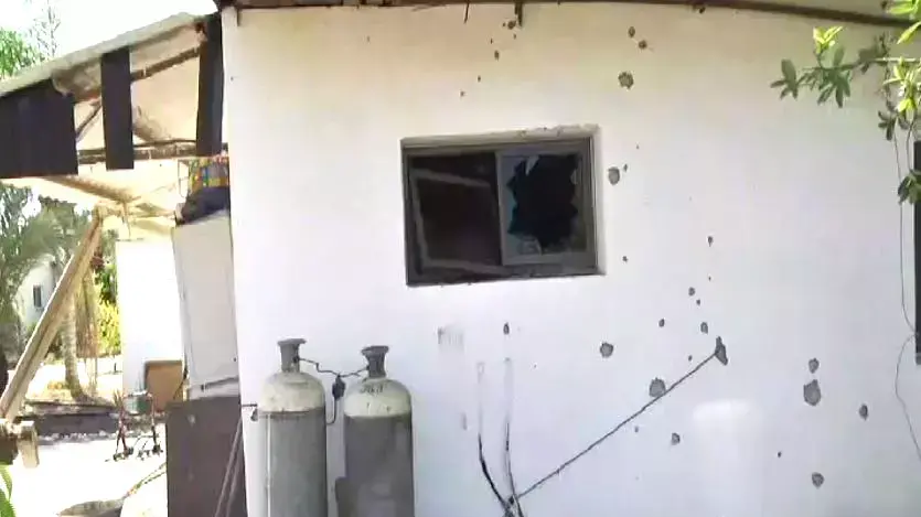 פצמ"ר פגע ברכב ובבית במועצה אזורית חוף אשקלון. אוגוסט 2014 פצמ"ר פגע ברכב ובבית במועצה אזורית חוף אשקלון. אוגוסט 2014