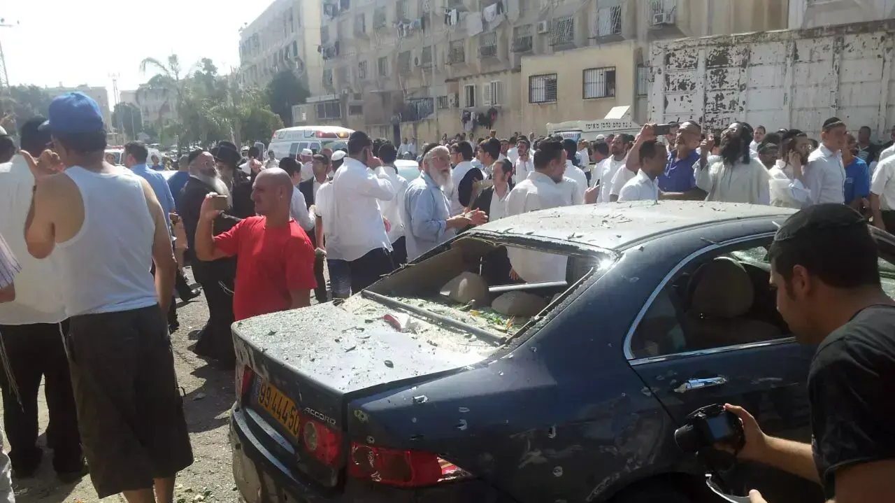 פגיעה ישירה בבית כנסת באשדוד פגיעה ישירה בבית כנסת באשדוד