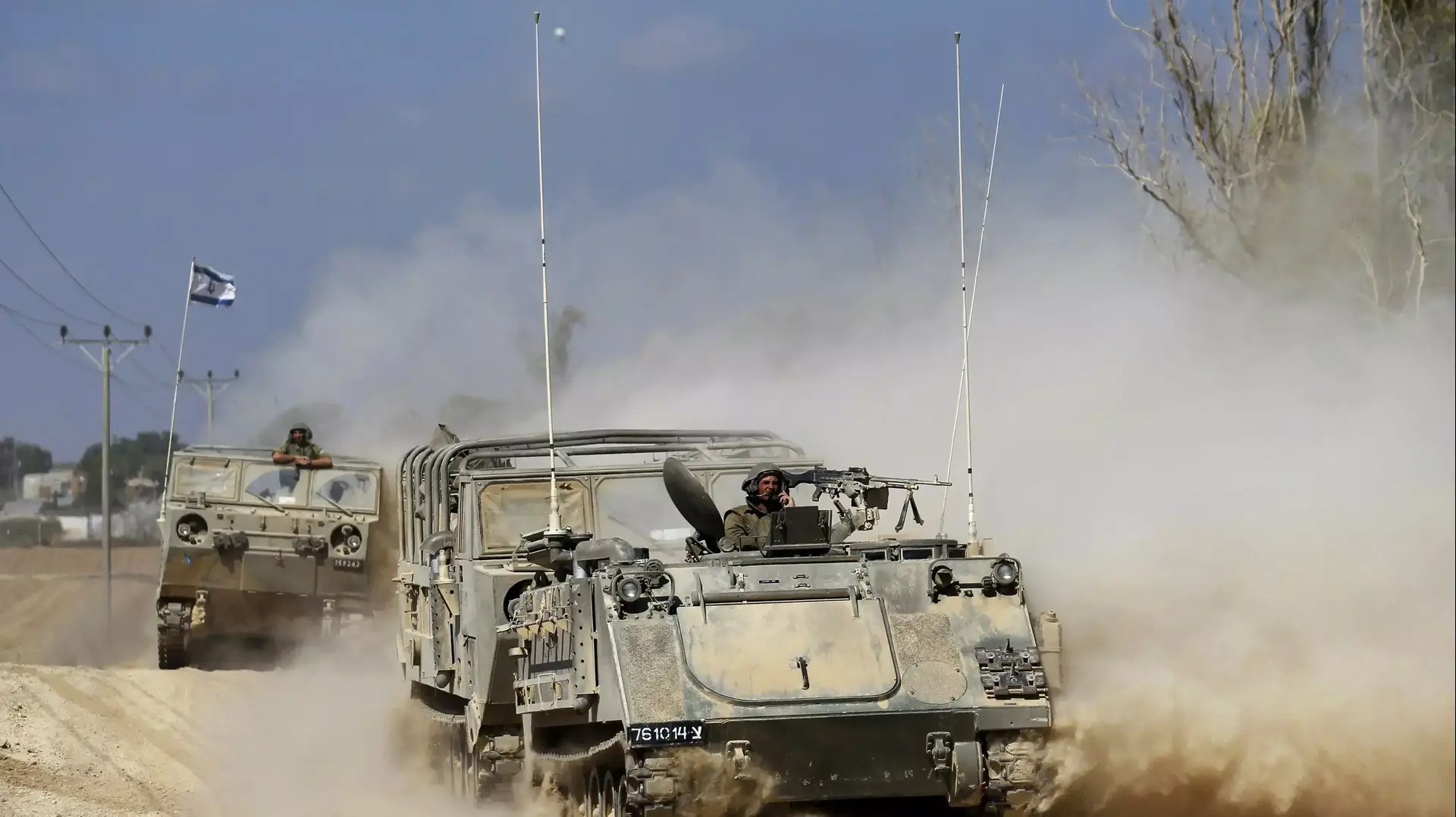 כוחות צה"ל ליד גבול רצועת עזה. 22 באוגוסט 2014 כוחות צה"ל ליד גבול רצועת עזה. 22 באוגוסט 2014