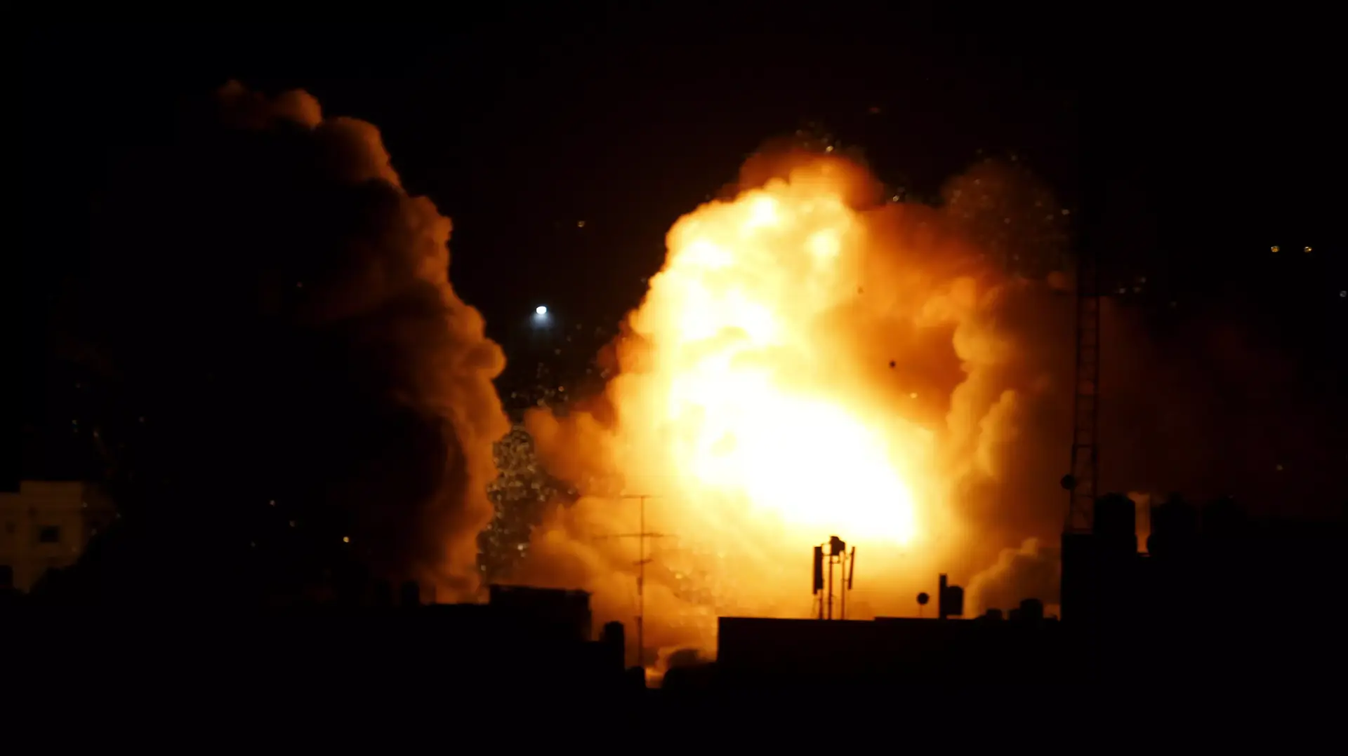 תקיפת צה"ל בעיר עזה. 22 באוגוסט 2014 תקיפת צה"ל בעיר עזה. 22 באוגוסט 2014