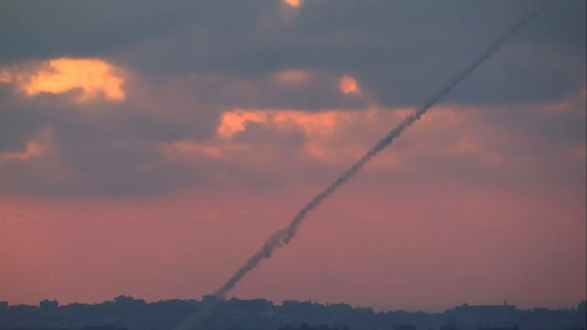 רקטה משוגרת מרצועת עזה לעבר ישראל 23 באוגוסט 2014