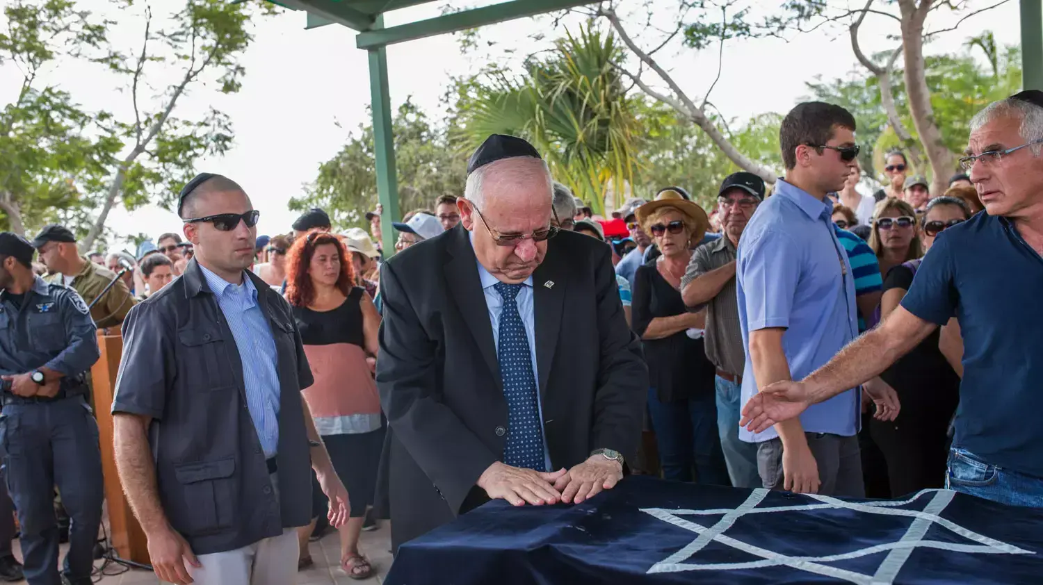 הלווייתו של דניאל טרגרמן, בבית העלמין בחבל שלום. אוגוסט 2014 הלווייתו של דניאל טרגרמן, בבית העלמין בחבל שלום. אוגוסט 2014