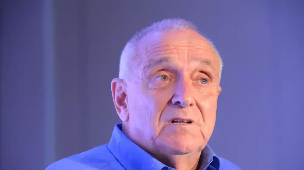 יצחק אהרונוביץ' בוועידת המשפט השלישית באשקלון, אוגוסט 2014 יצחק אהרונוביץ' בוועידת המשפט השלישית באשקלון, אוגוסט 2014