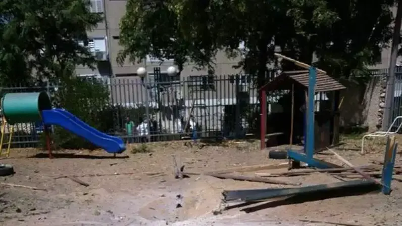 נפילת רקטה בגן ילדים באשדוד, אוגוסט 2014 נפילת רקטה בגן ילדים באשדוד, אוגוסט 2014