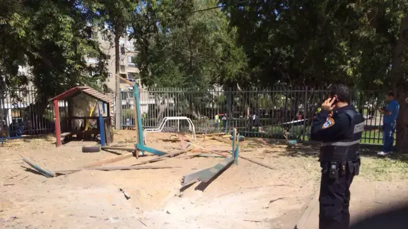 נפילת רקטה בגן ילדים באשדוד, אוגוסט 2014 נפילת רקטה בגן ילדים באשדוד, אוגוסט 2014
