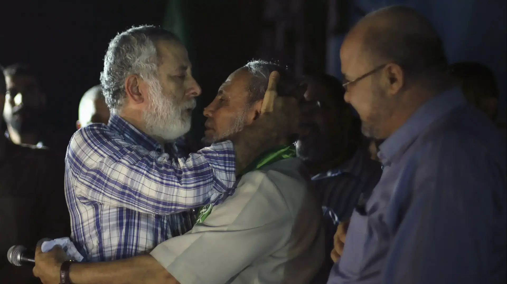 חגיגות בעזה לאחר הפסקת האש חגיגות בעזה לאחר הפסקת האש