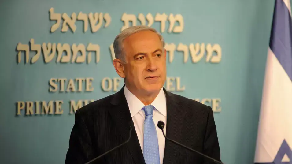 בנימין נתניהו, בני גנץ ומשה יעלון במסיבת עיתונאים משרד ראש הממשלה. אוגוסט 2014