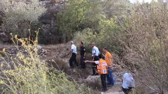 גופתו של הנעדר החרדי אהרון סופר נמצאה ביער ירושלים ליד עין כרם. 28 באוגוסט 2014 גופתו של הנעדר החרדי אהרון סופר נמצאה ביער ירושלים ליד עין כרם. 28 באוגוסט 2014