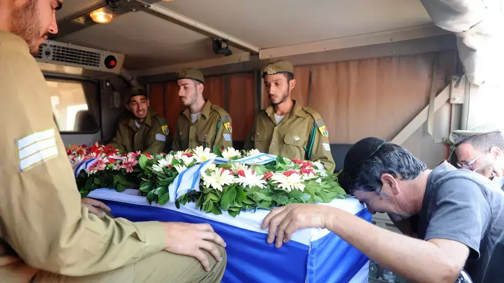 הלווייתו של נתנאל ממן שנפגע מרקטה, גן יבנה הלווייתו של נתנאל ממן שנפגע מרקטה, גן יבנה