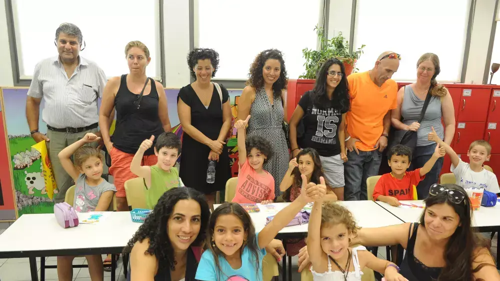 ילדי עוטף עזה בבית ספר יסודי "חופים" בקיבוץ יד מרדכי מתכוננים לפתיחת שנת הלימודים מחר, 31 באוגוסט 2014 ילדי עוטף עזה בבית ספר יסודי "חופים" בקיבוץ יד מרדכי מתכוננים לפתיחת שנת הלימודים מחר, 31 באוגוסט 2014