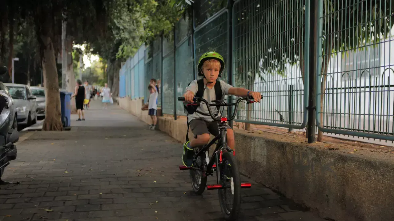 פתיחת שנת הלימודים בבית ספר בלפור בתל אביב, ספטמבר 2014 פתיחת שנת הלימודים בבית ספר בלפור בתל אביב, ספטמבר 2014