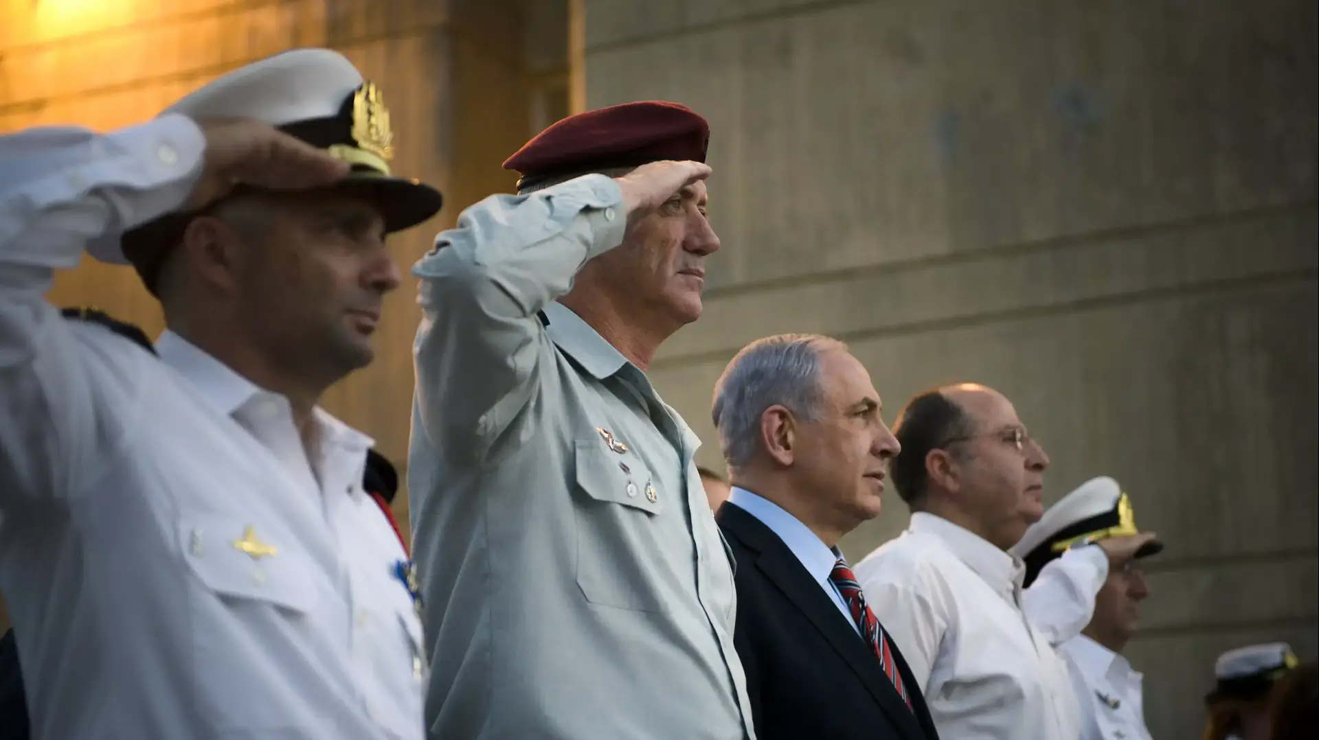 שר הביטחון, משה יעלון, בטקס סיום קורס חובלים, הערב, 02 בספטמבר 2014 שר הביטחון, משה יעלון, בטקס סיום קורס חובלים, הערב, 02 בספטמבר 2014
