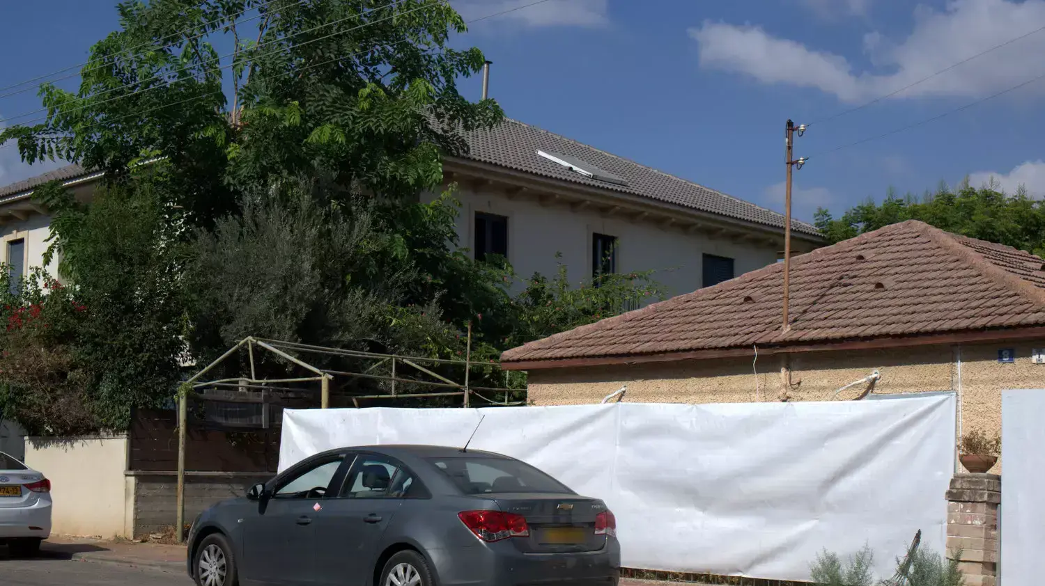 מכונית שבו נשכח פעוט בן שנתיים ביהוד, ספטמבר 2014 מכונית שבו נשכח פעוט בן שנתיים ביהוד, ספטמבר 2014