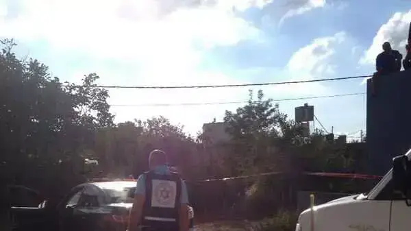 זירת הירי בכפר מסעדה בה נורו למוות שני גברים 6.9.2014 זירת הירי בכפר מסעדה בה נורו למוות שני גברים 6.9.2014