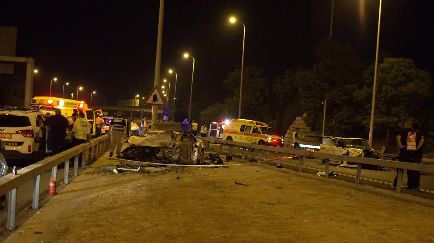 שני הרוגים בתאונה קטלנית סמוך לגלילות בתום מרדף משטרתי, ספטמבר 2014 שני הרוגים בתאונה קטלנית סמוך לגלילות בתום מרדף משטרתי, ספטמבר 2014