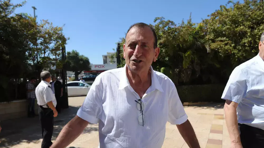 ראש עיריית תל אביב רון חולדאי בחתונתו של יו"ר ההסתדרות לשעבר עופר עיני, 19 בספטמבר 2014