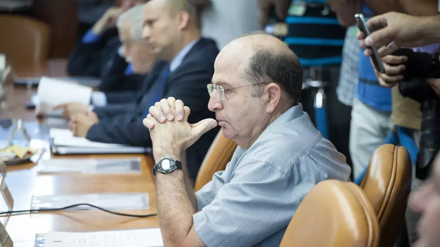 השר יעלון בישיבת הממשלה, ספטמבר 2014 השר יעלון בישיבת הממשלה, ספטמבר 2014