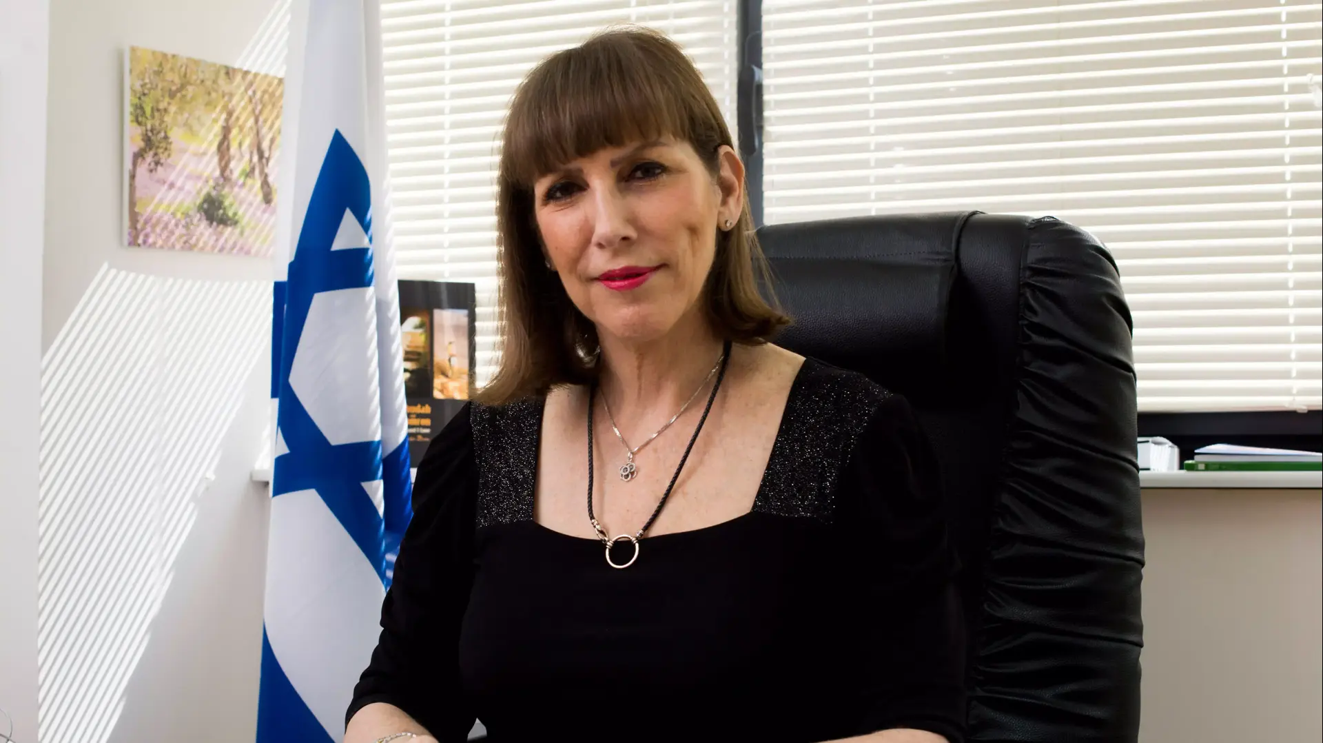 לימור לבנת לימור לבנת